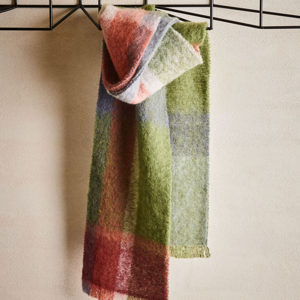 Alpaca Scarf Holly