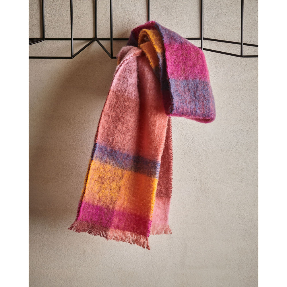 Alpaca Scarf Sally